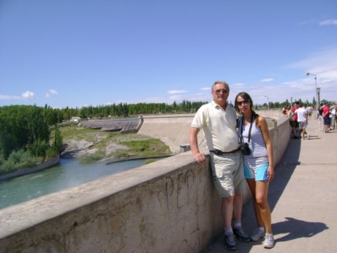 Lorena con papa Fernando Zentrigen en Mendoza (Arg.).jpg